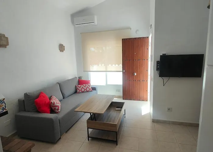 Casita En Pueblo Andaluz